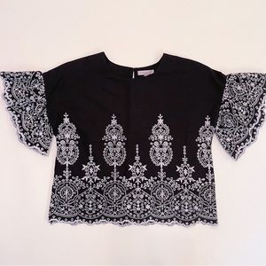 Wonderly Black Embroidered Top. Size XS. Perfect Condition